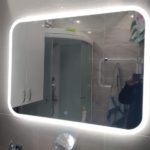 Световое зеркало для ванны